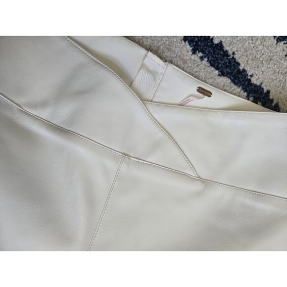 Free People Faux Leather Flare Pants Size 32 NWT Off-white - Picture 4 of 13